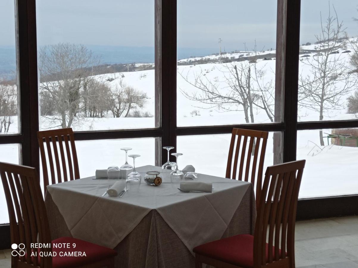 Terrae Eremis: Ristorante, Bar, B&B Roccamorice Exterior photo